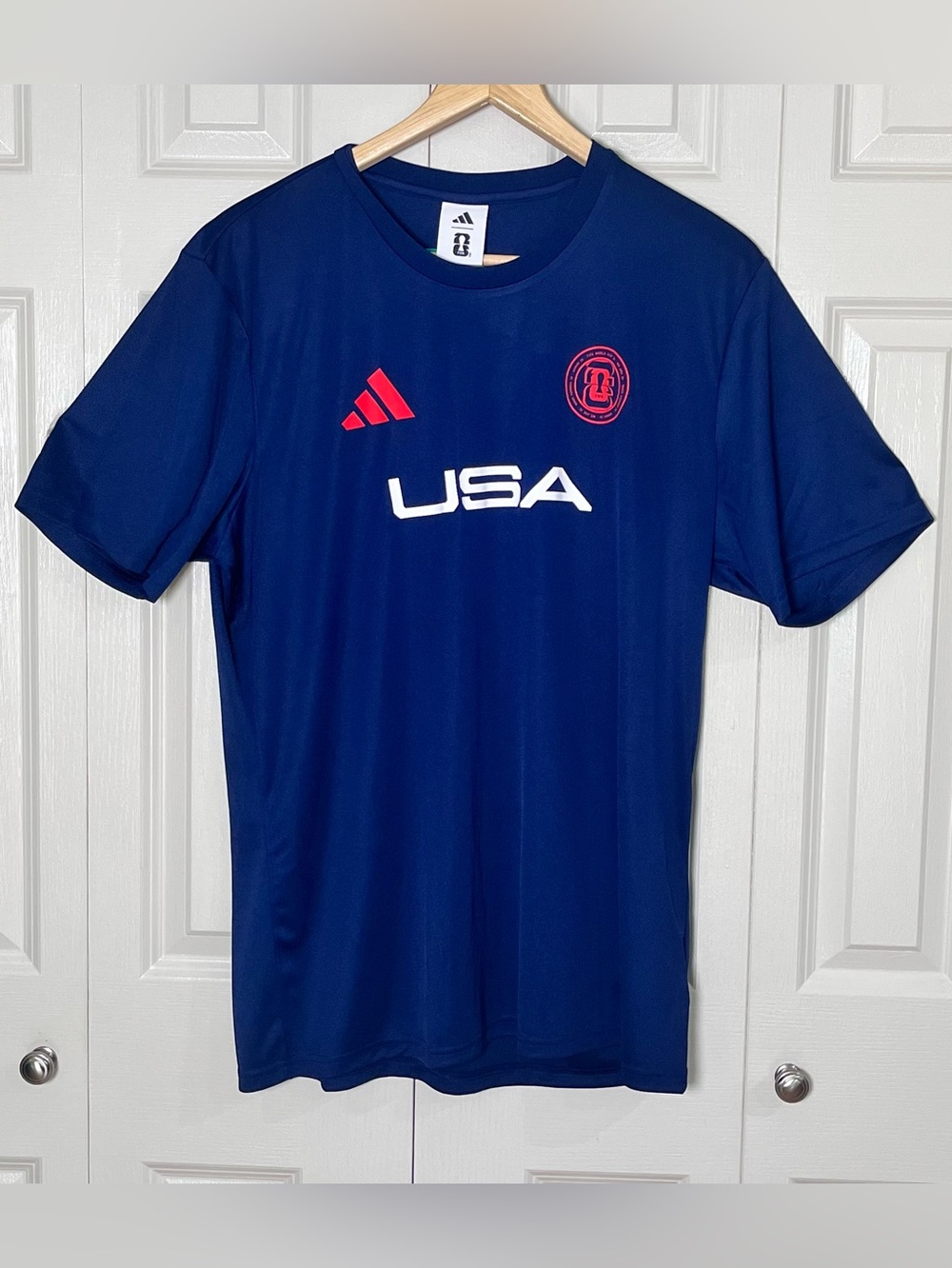 Adidas FIFA World Cup
2026 USA Jersey
Performance Shirt Mens
XL Navy Soccer